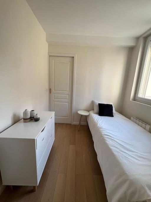 Charmant Appartement Alesia Париж Екстериор снимка