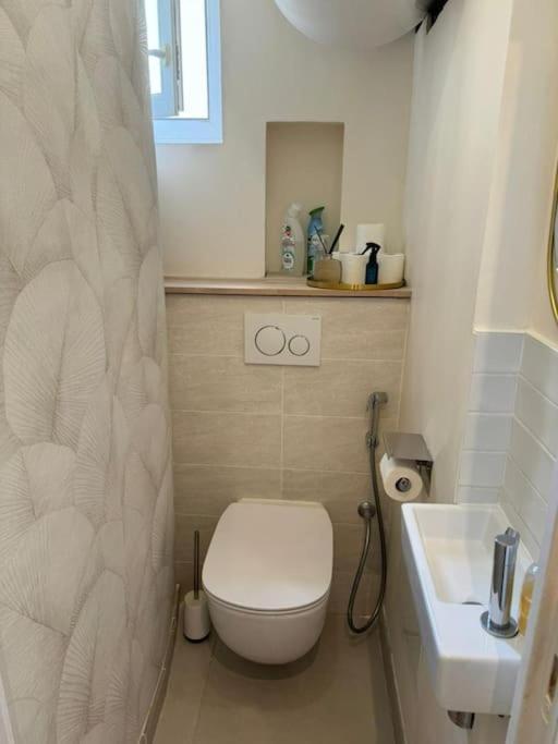 Charmant Appartement Alesia Париж Екстериор снимка